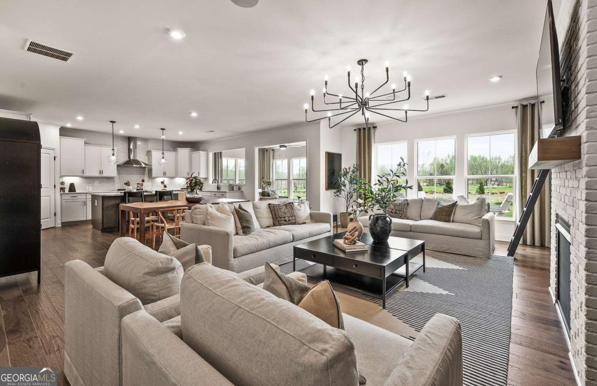 5240 Birch valley Road Cumming - 8