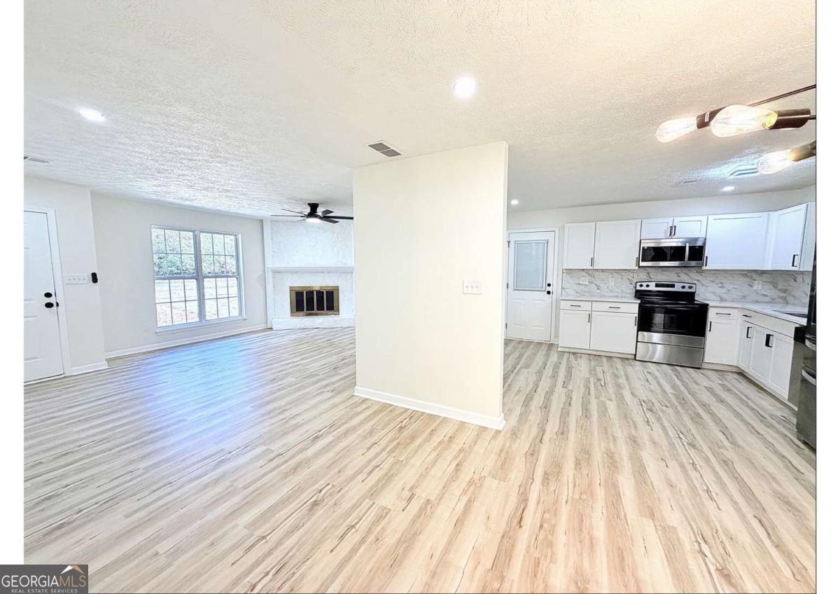 15 Chimney Smoke Drive Stockbridge - 14