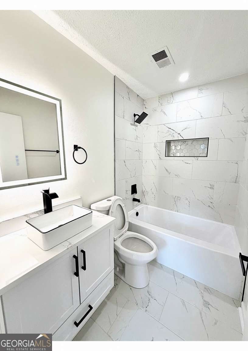 15 Chimney Smoke Drive Stockbridge - 9