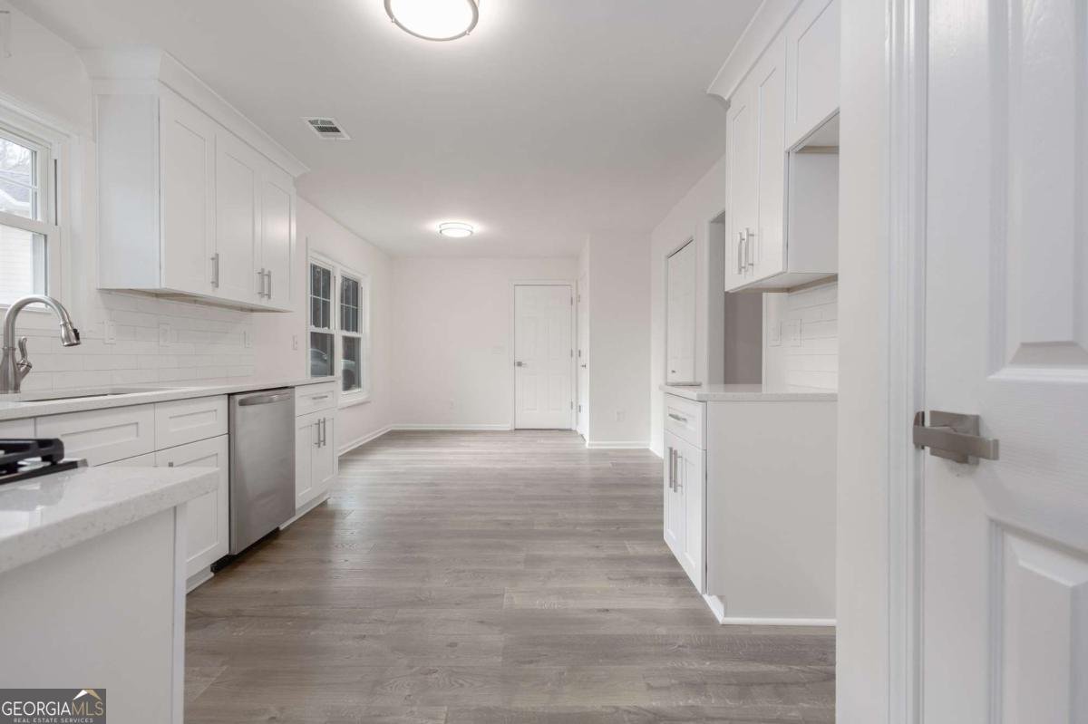 1070 Leighs Brook Way Dacula - 11