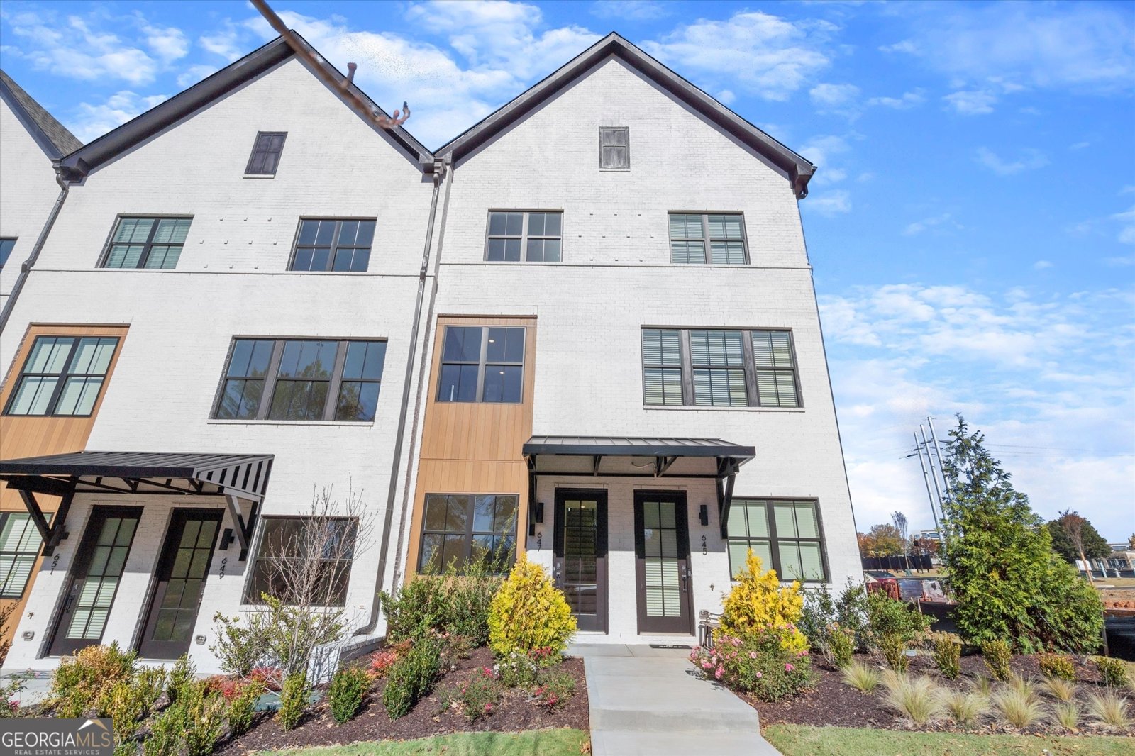 647 Soul Alley Alpharetta - main photo