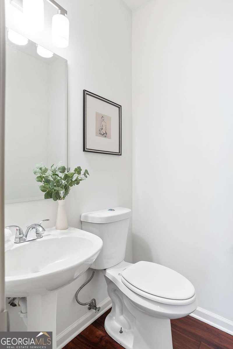 105 ASHBROOK Lane Roswell - 19