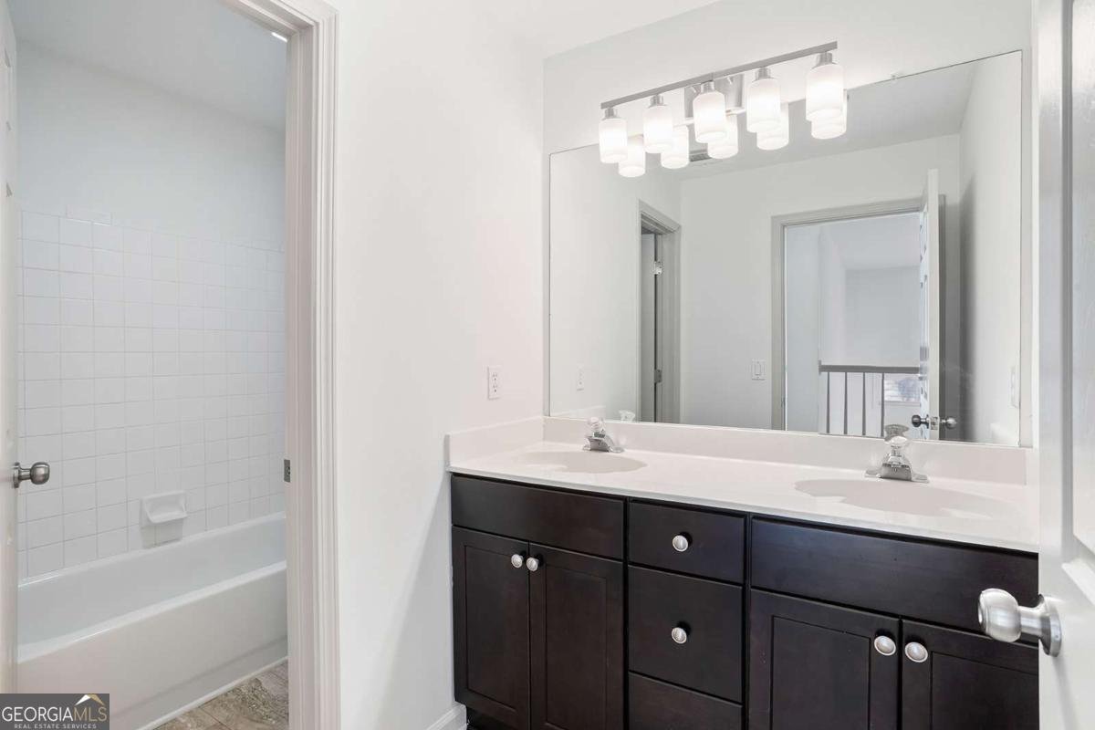 105 ASHBROOK Lane Roswell - 20