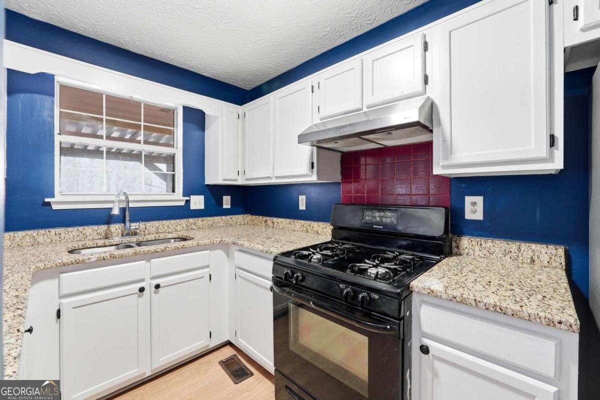 4652 Parklake Court Norcross - 11