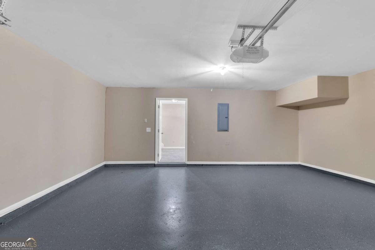 5233 Whiteoak Avenue Smyrna - 32