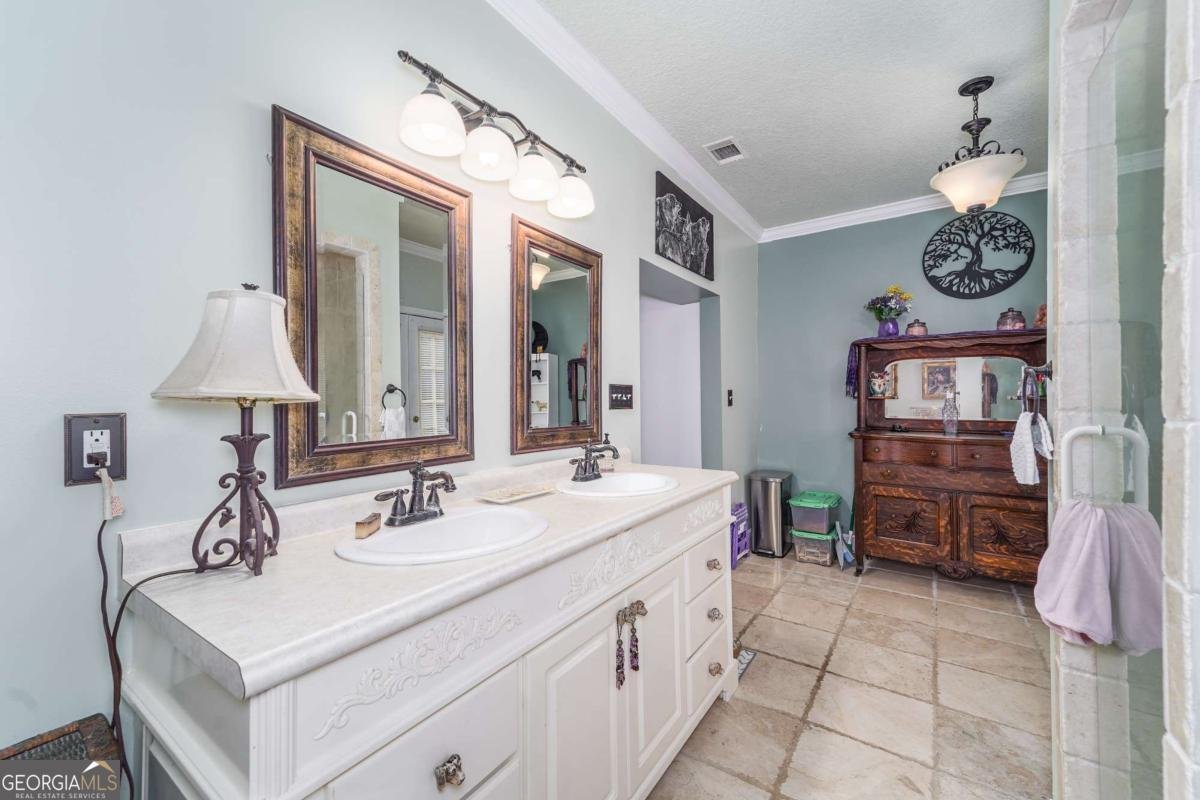 707 Euclid Avenue Waycross - 23