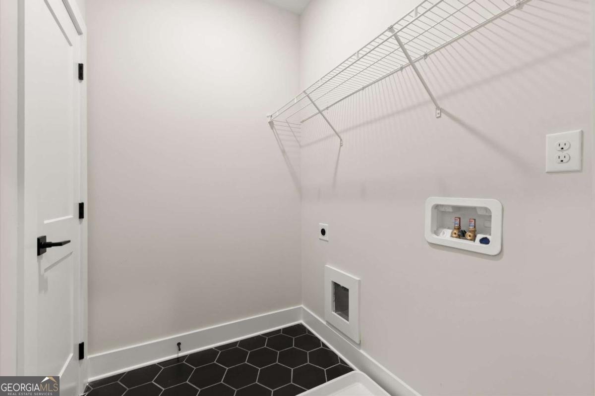 671 Soul Alley Alpharetta - 35