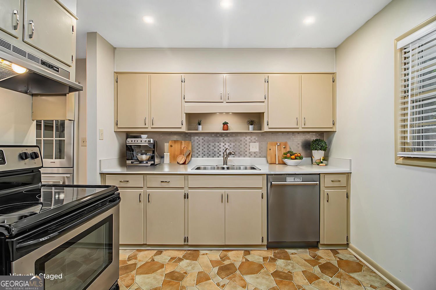 4217 Theresa Court Tucker - 6