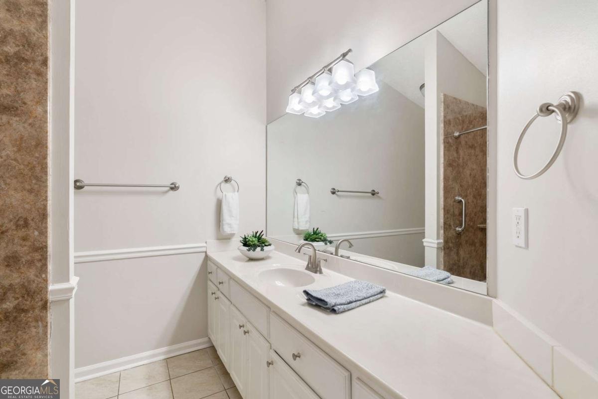 2370 Cape Courage Way Suwanee - 12