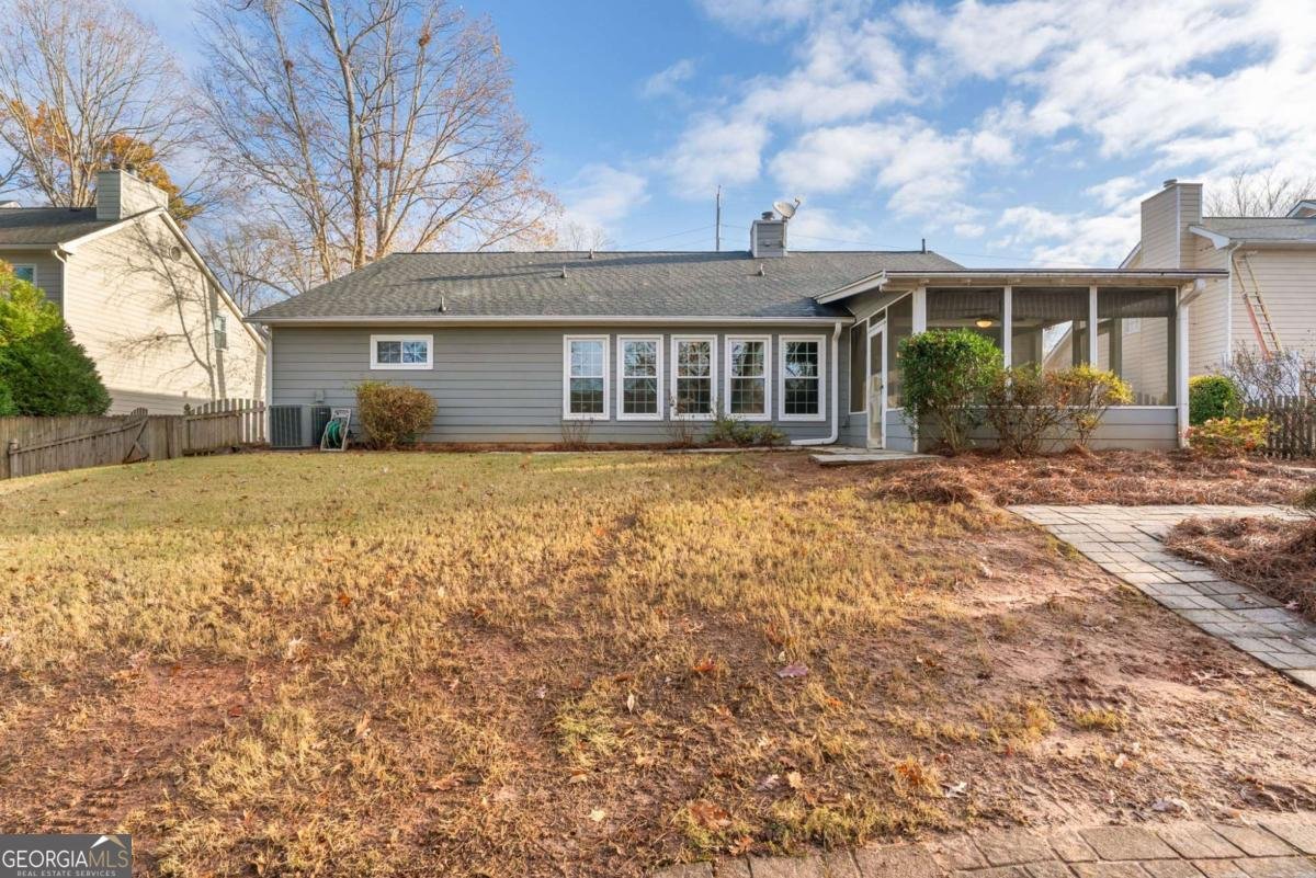 2370 Cape Courage Way Suwanee - 29