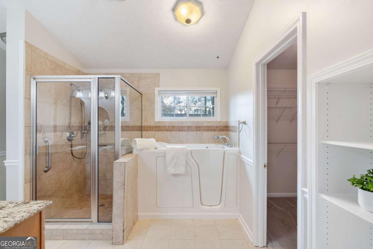 2370 Cape Courage Way Suwanee - 3