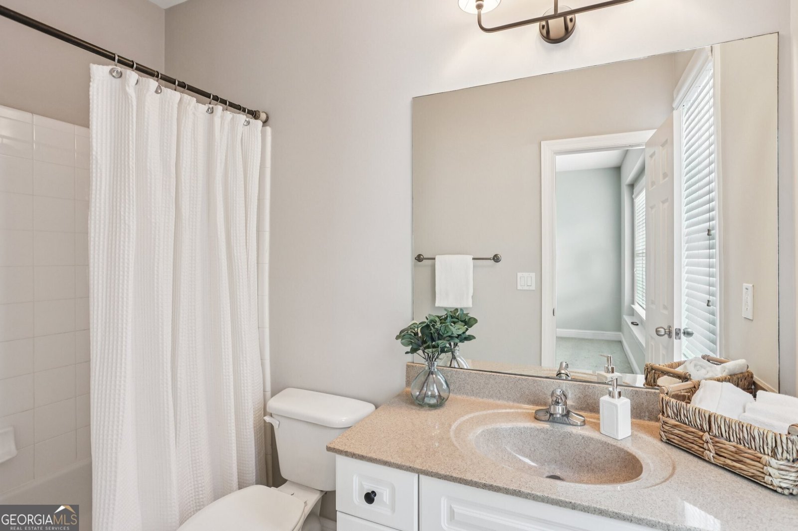 3048 Woodwalk Drive Atlanta - 23