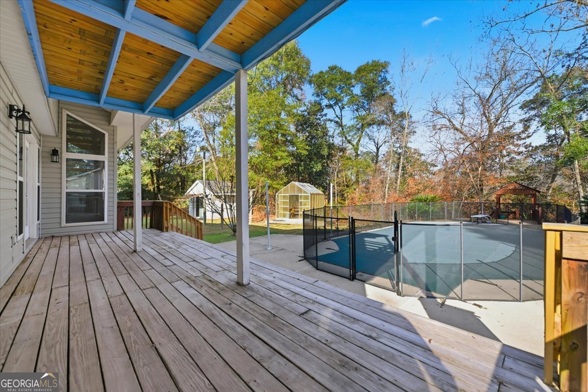 107 Waldorf Drive Perry - 38