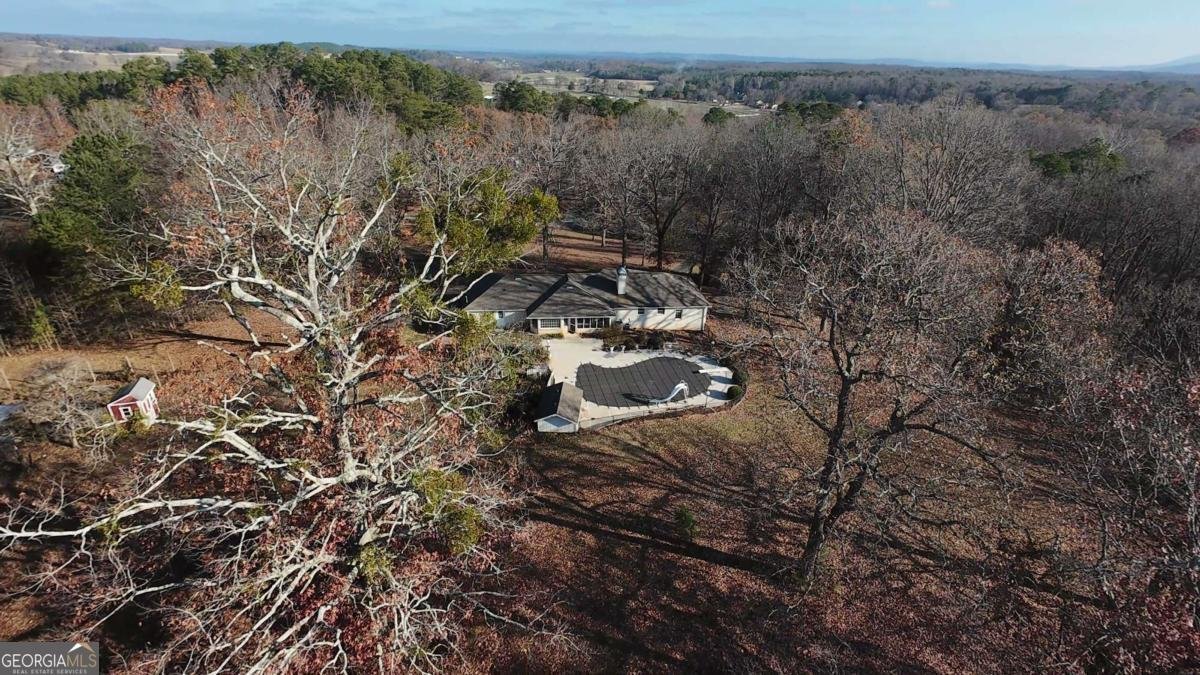 400 Simpson Road White - 44