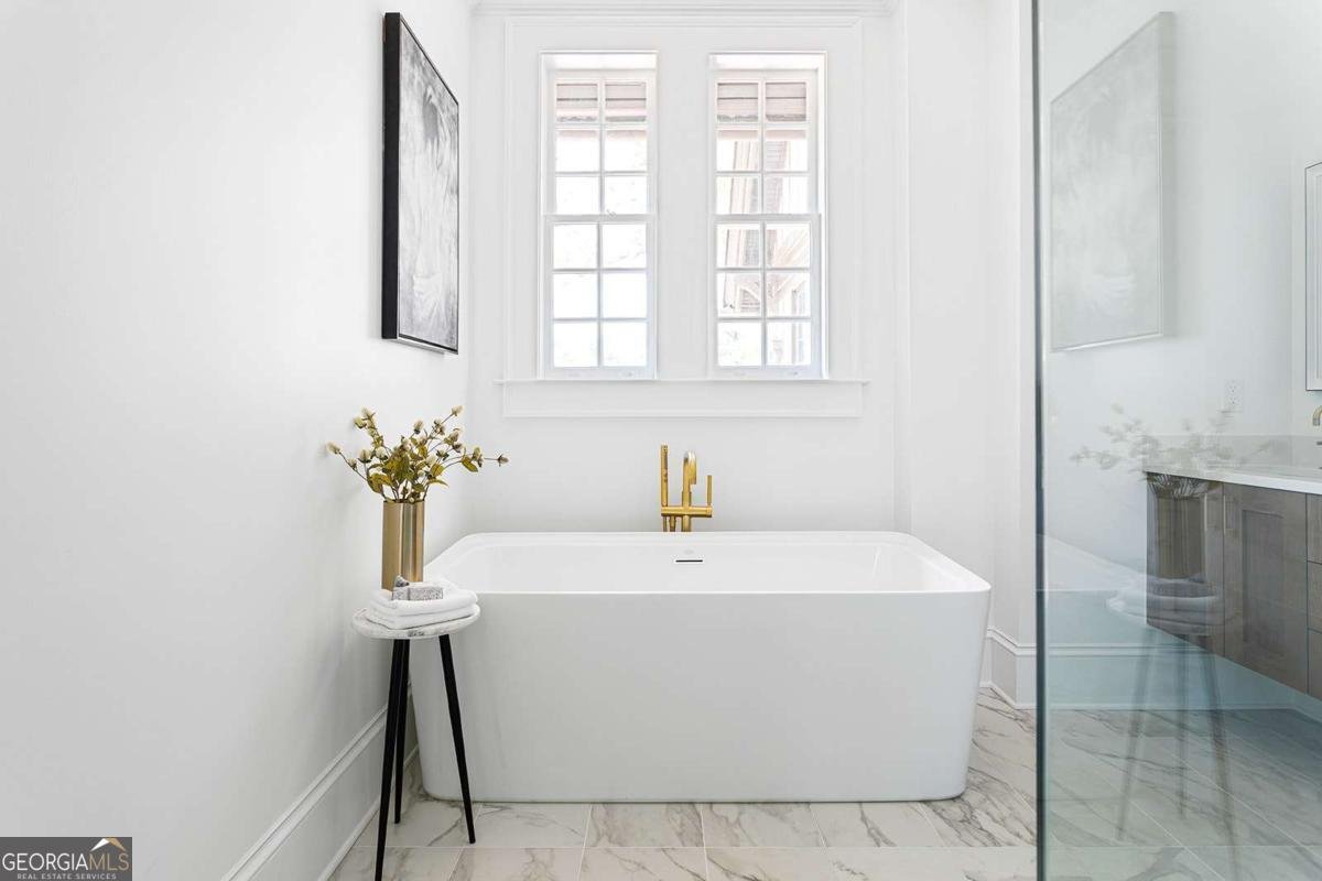 1585 PONCE DE LEON Avenue Atlanta - 18