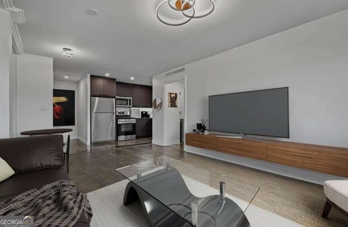 2285 Peachtree Road Atlanta - 1