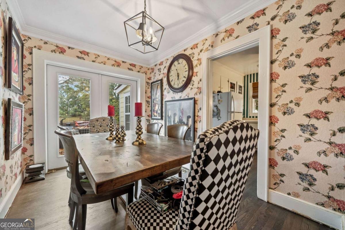 1047 LANIER Avenue Gainesville - 20