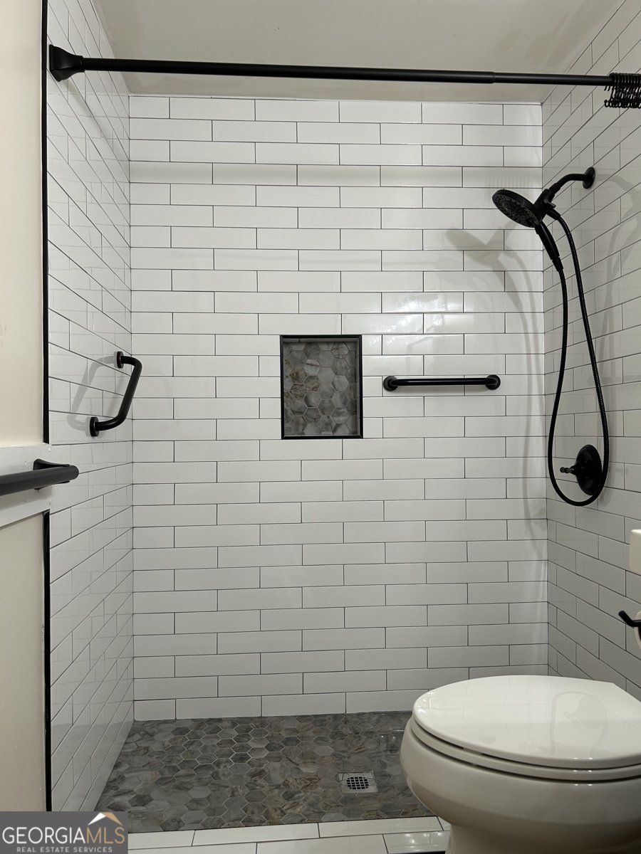 2479 Peachtree Road Atlanta - 16