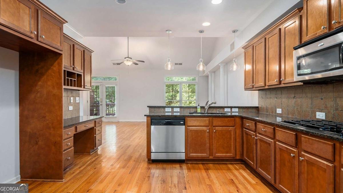 6371 Queens Court Trace Mableton - 13