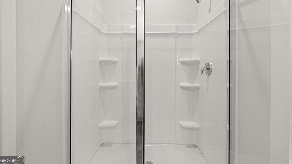 512 Majestic Oak Circle Dallas - 23