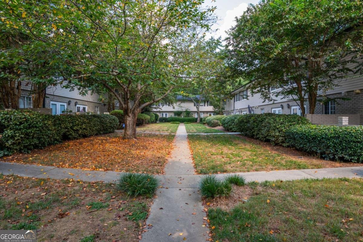 6940 Roswell Road Atlanta - 29