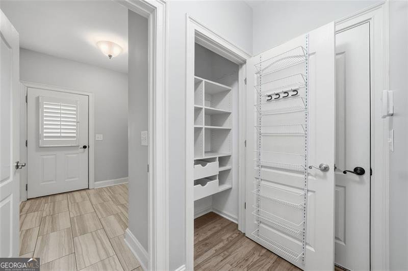 519 RIVER ESTATES Parkway Canton - 32