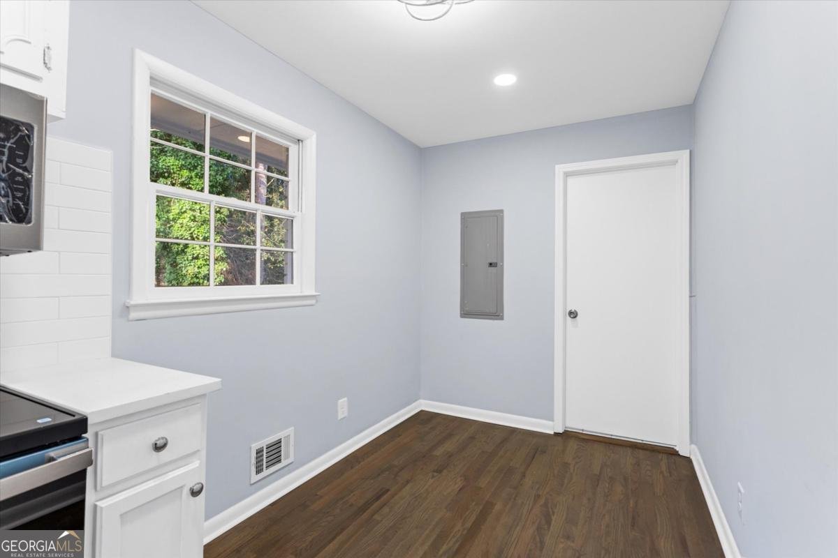 4074 Idlevale Drive Tucker - 23