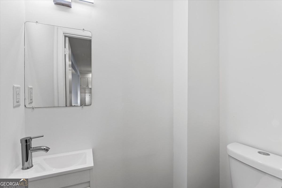 4074 Idlevale Drive Tucker - 27