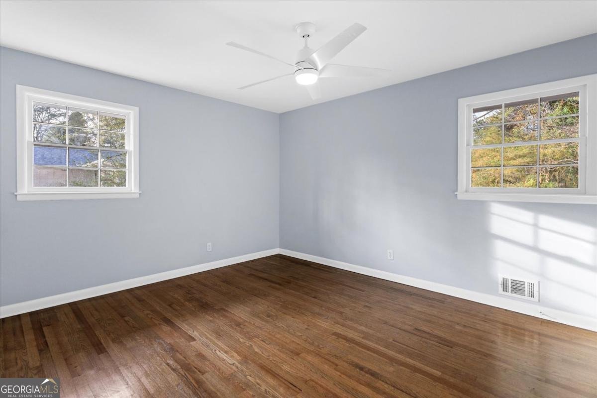 4074 Idlevale Drive Tucker - 37