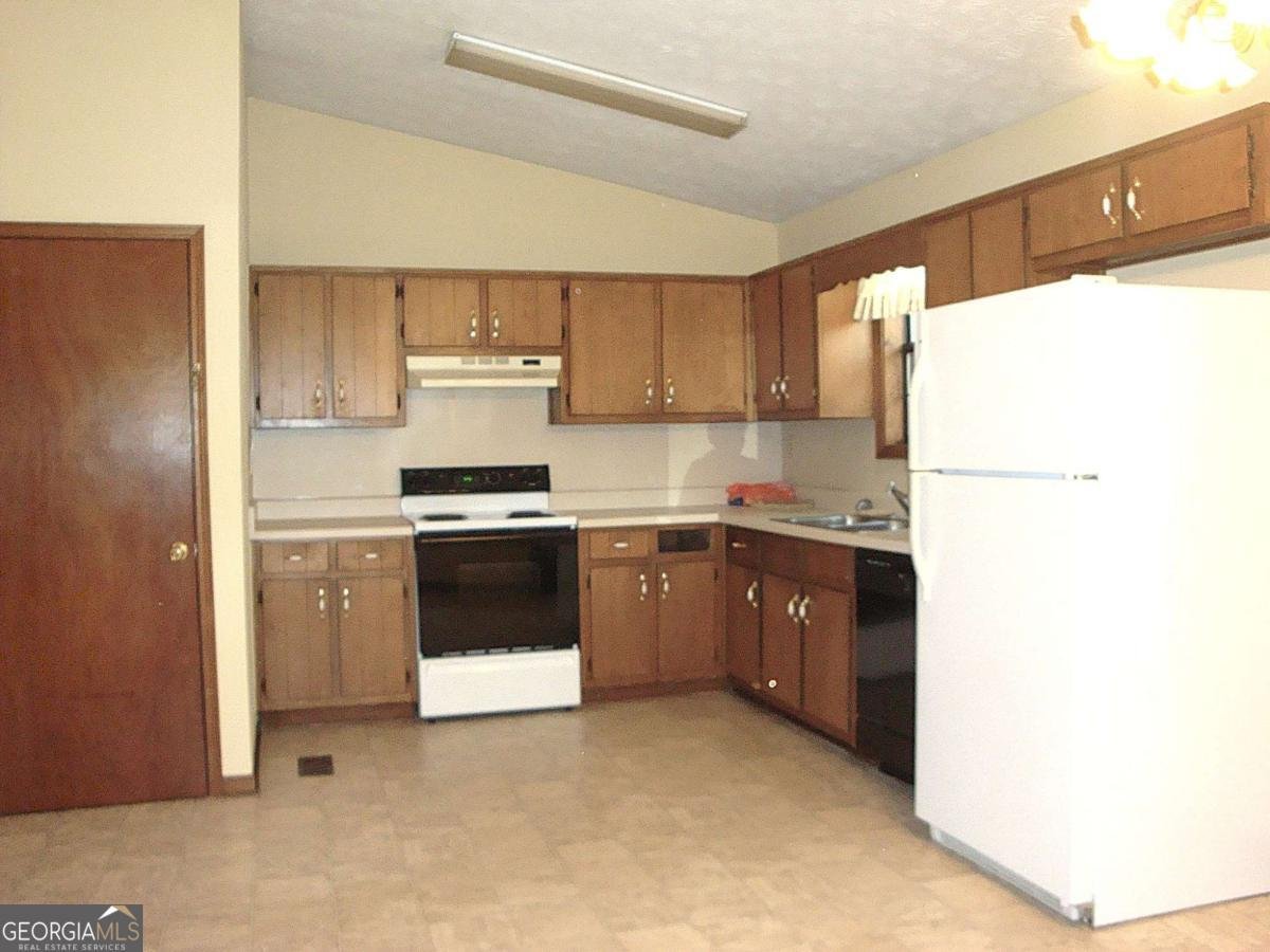 568 Russell Road Lawrenceville - 2