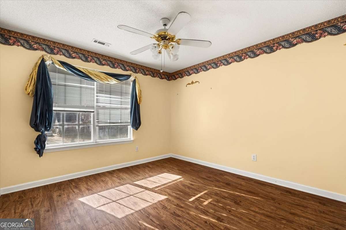 320 Mckenzie Drive Stockbridge - 19