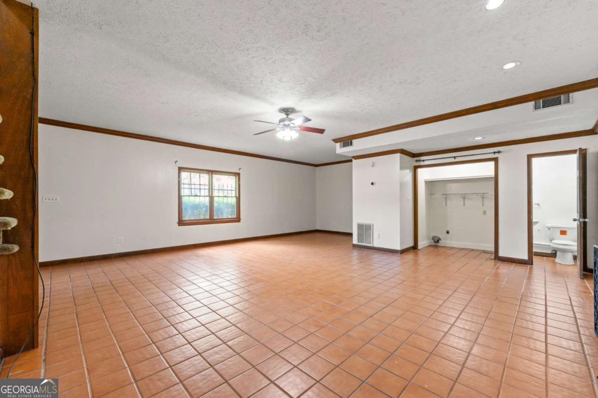 1885 North Drive Atlanta - 20