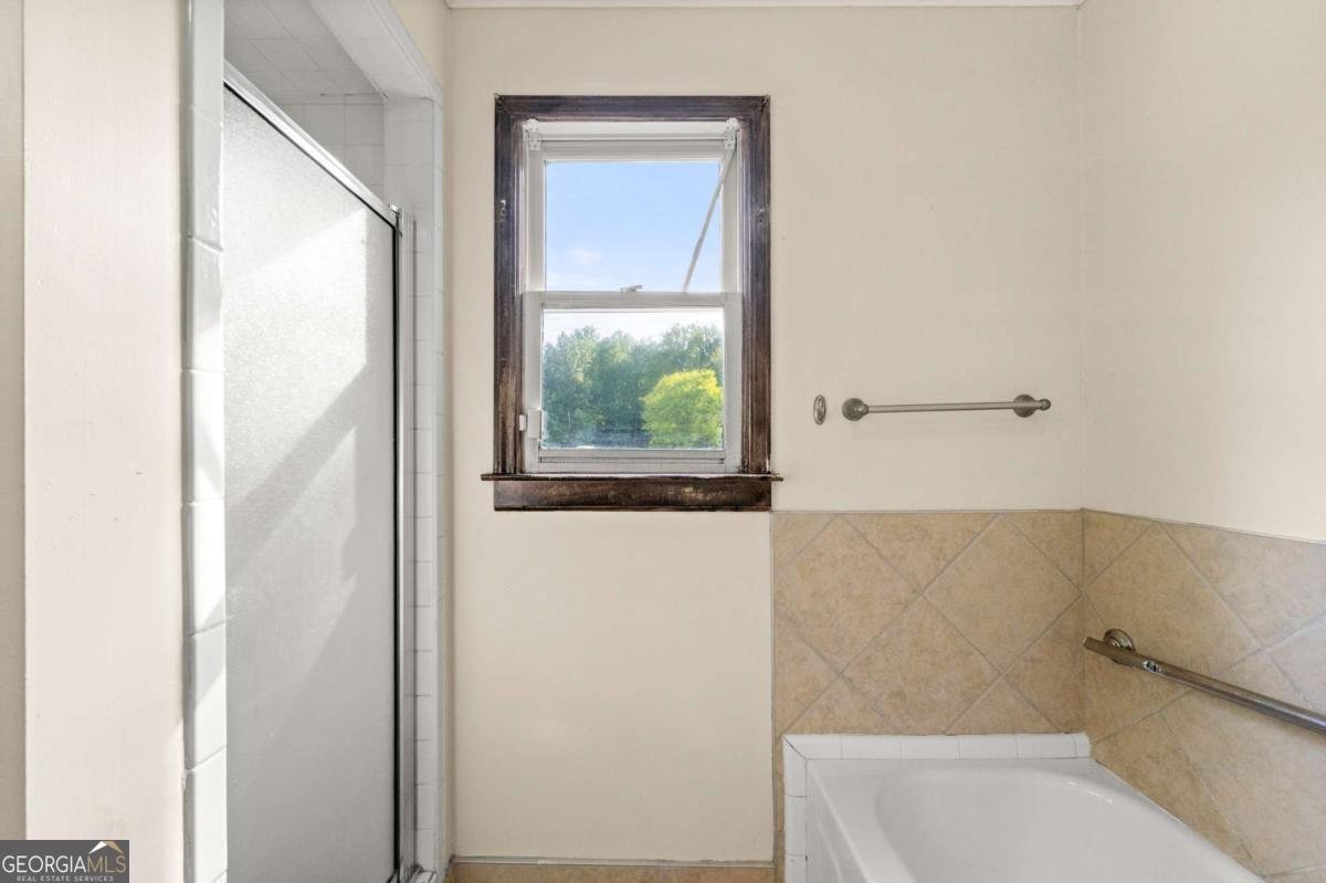 1885 North Drive Atlanta - 28