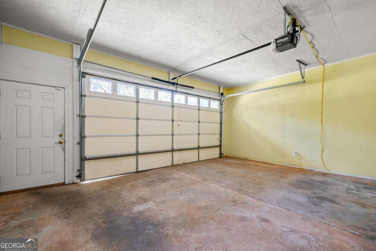 1885 North Drive Atlanta - 29