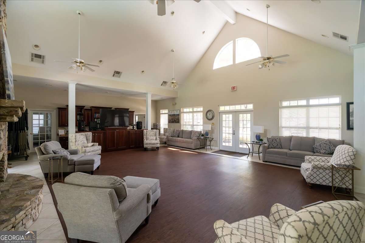 2906 Village Lane Roswell - 39