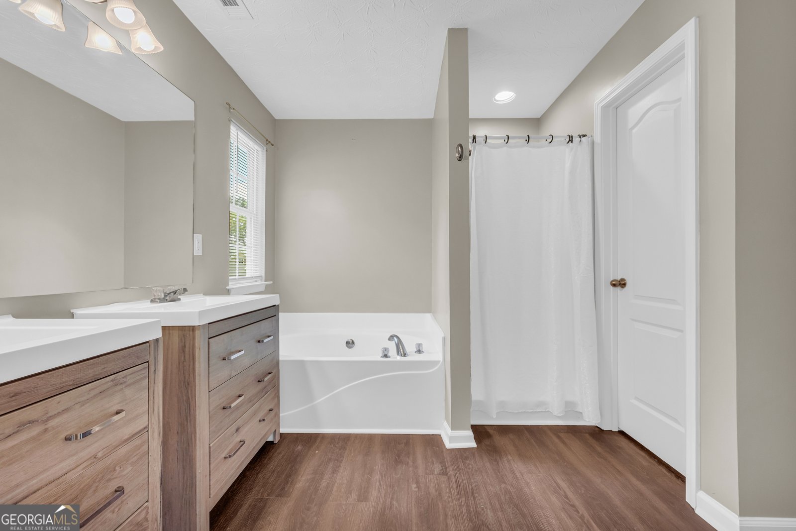 156 Northwood Drive Commerce - 32