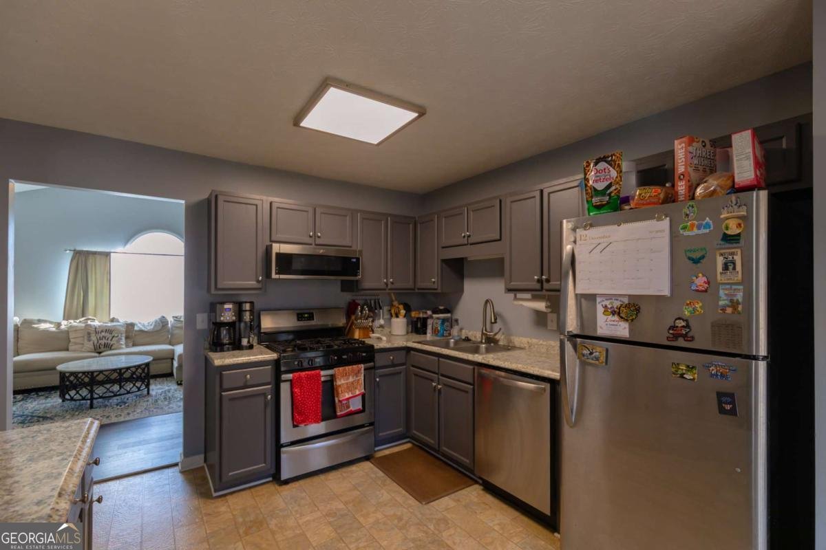 121 Lester Road Douglasville - 10