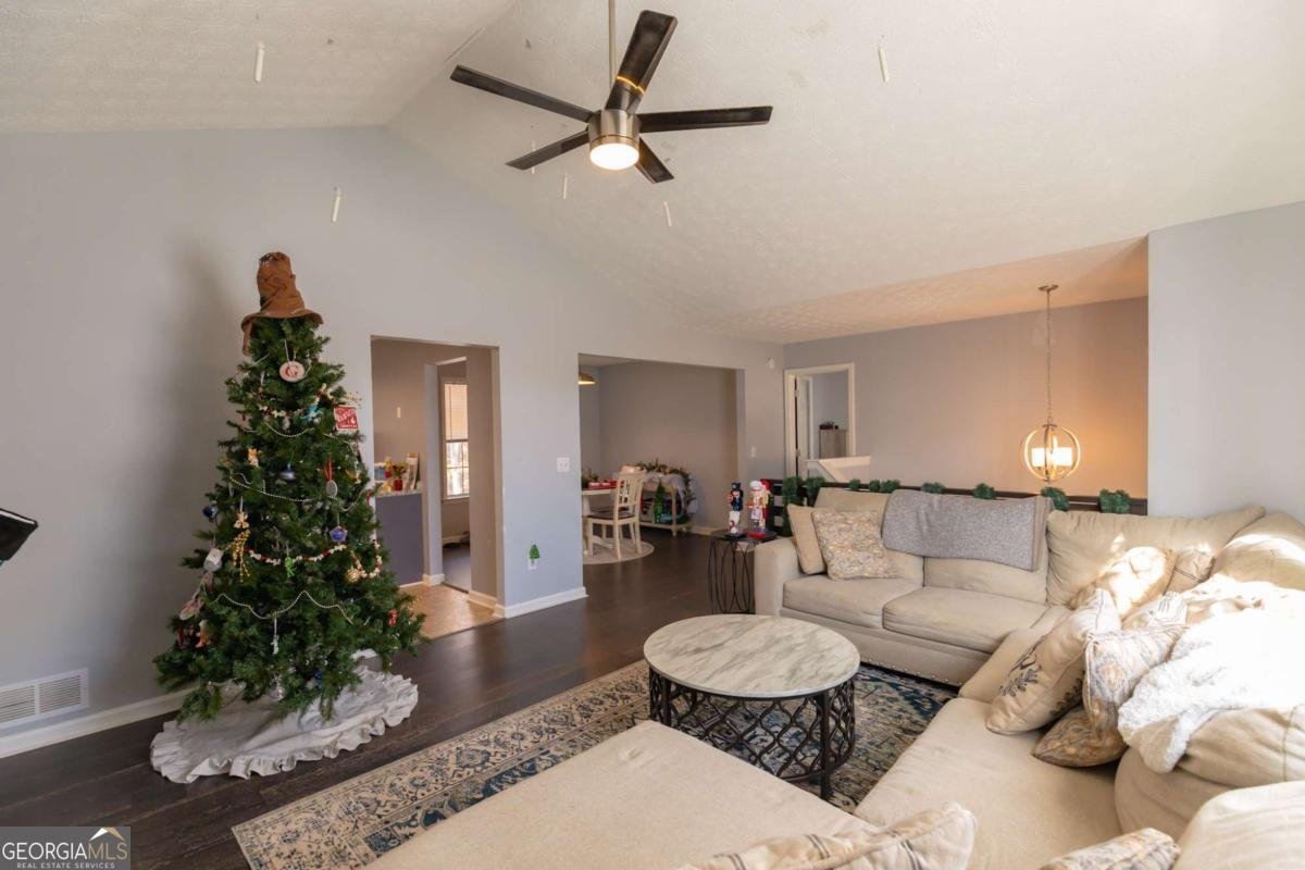 121 Lester Road Douglasville - 7