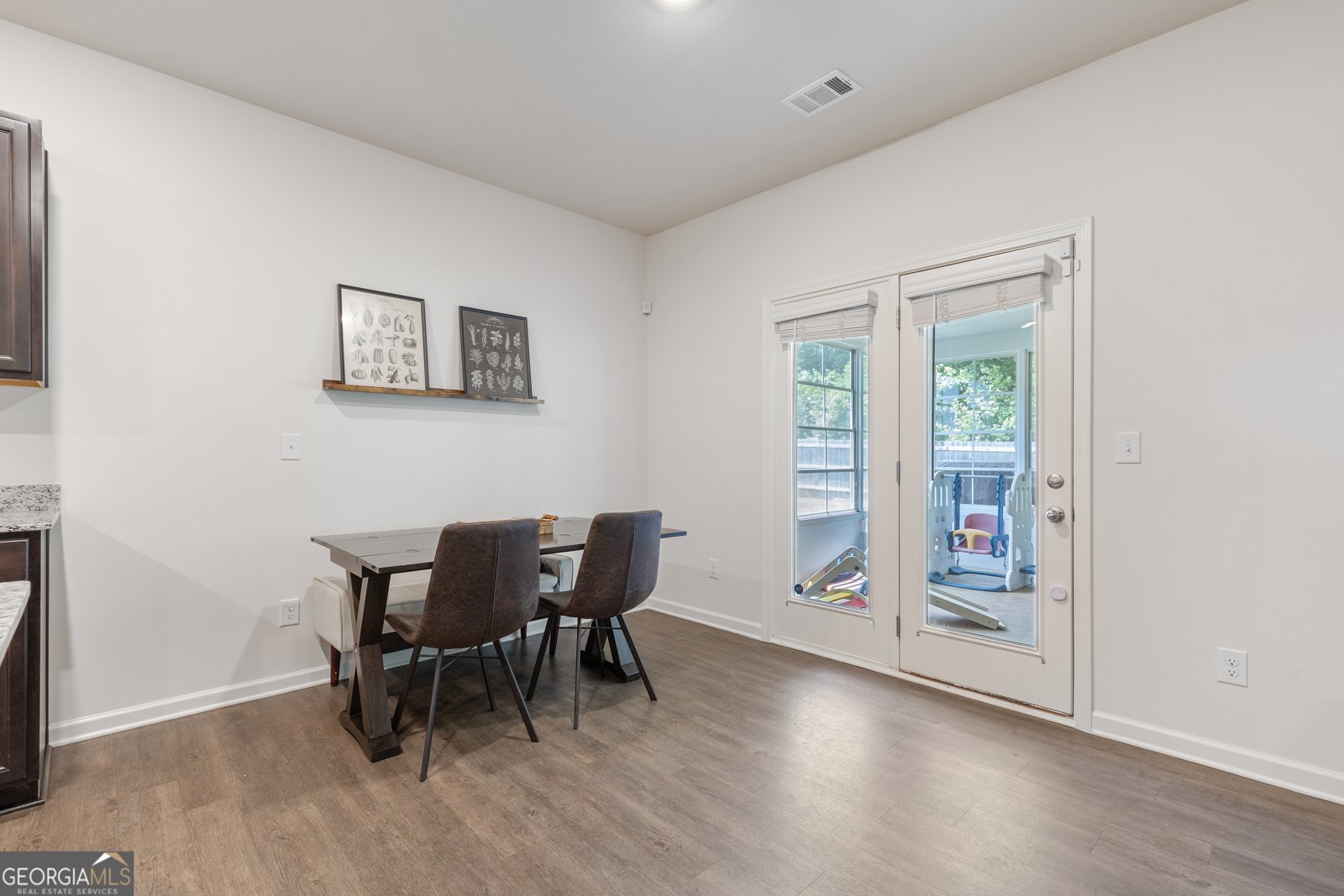 295 Springer Parkway Dallas - 11