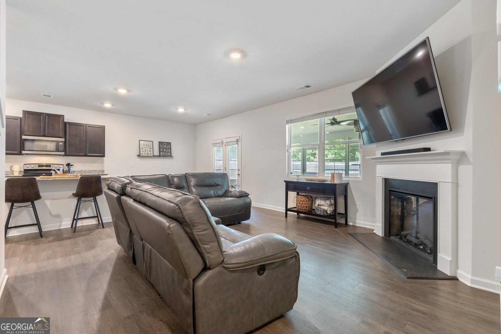 295 Springer Parkway Dallas - 13