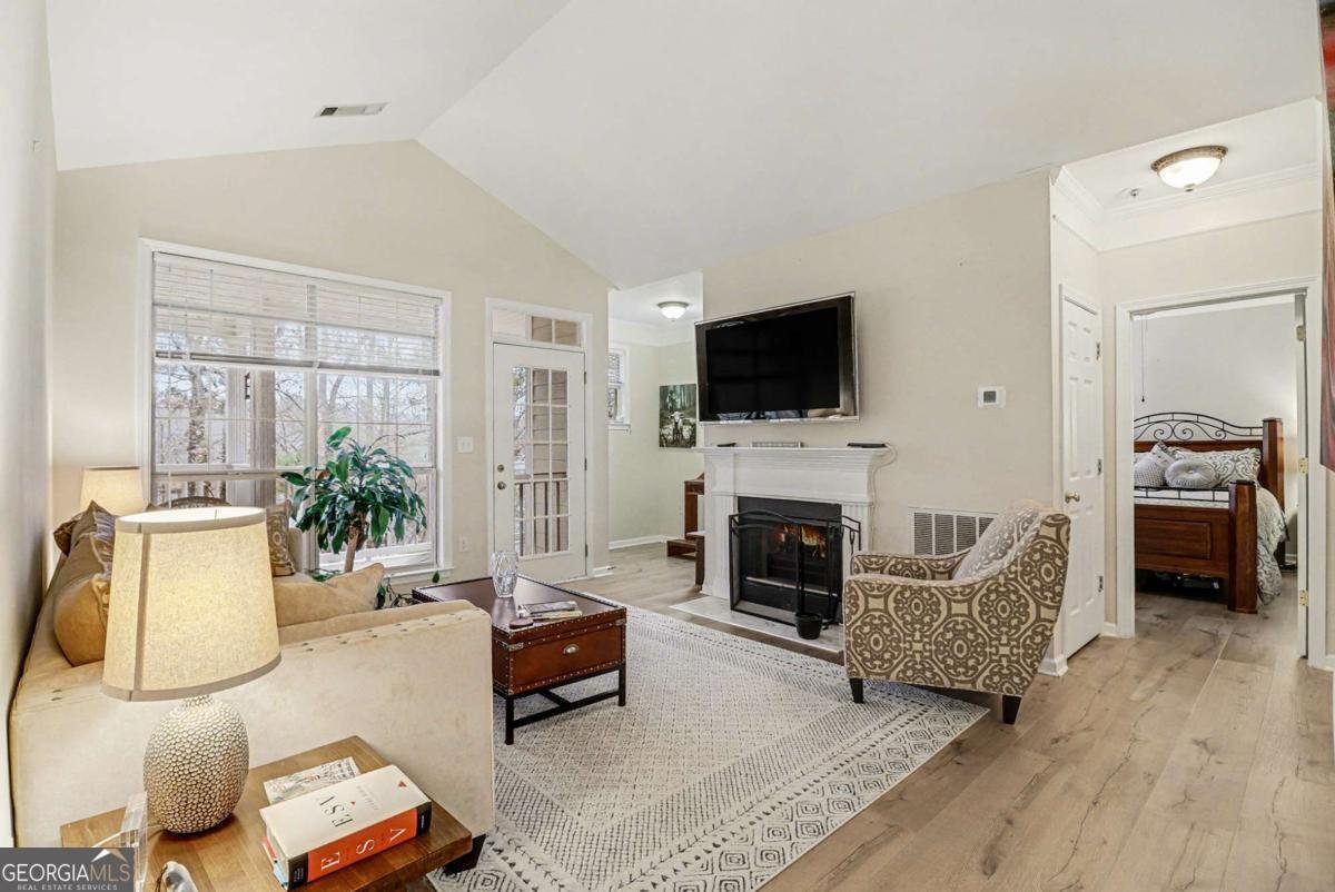 933 Sandringham Drive Alpharetta - 2