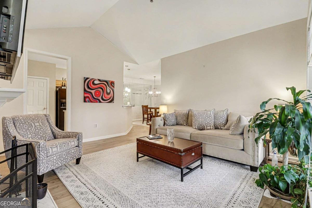 933 Sandringham Drive Alpharetta - 4