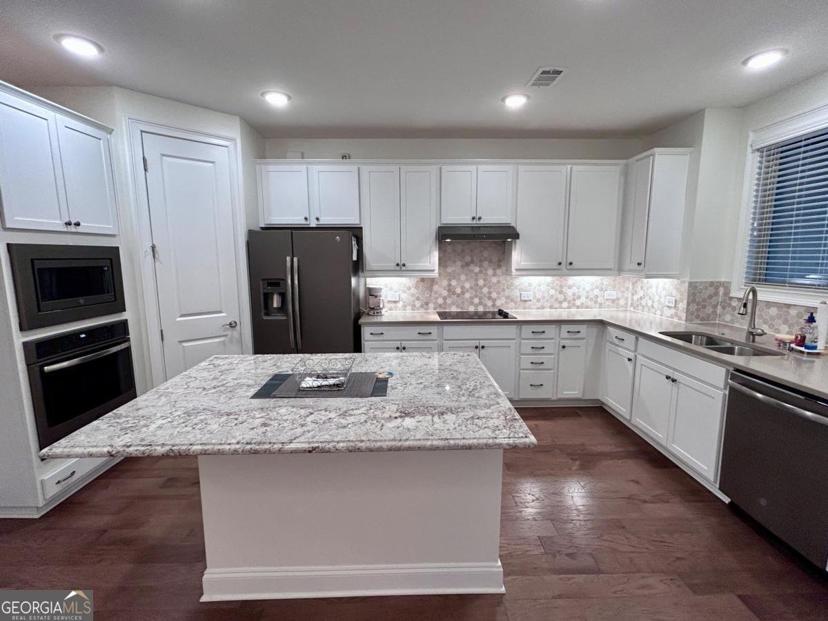 311 Honey Locust Court Peachtree City - 11