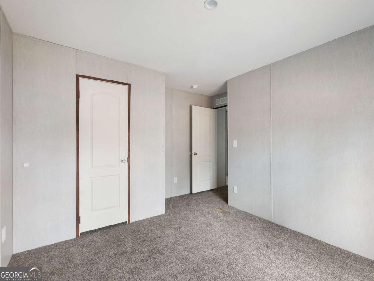 5226 Bogus Road Gainesville - 30