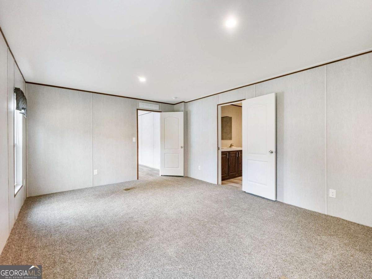 222 Lynn Road Bethlehem - 15