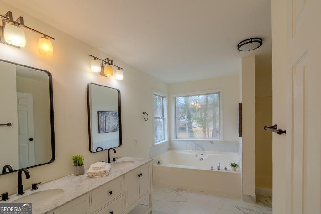 9744 Carolina Drive Jonesboro - 28