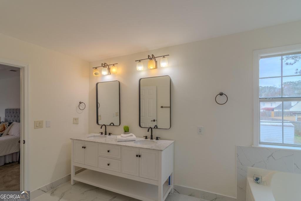 9744 Carolina Drive Jonesboro - 29