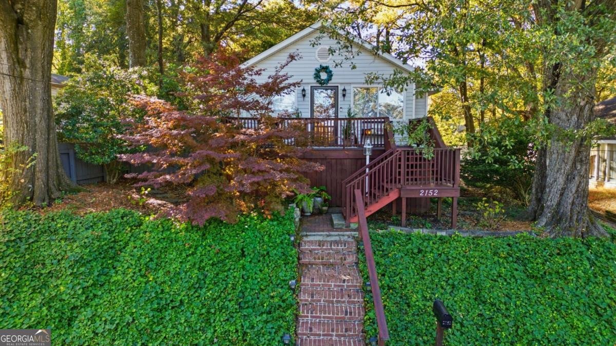 2152 Forrest Place Atlanta - 2