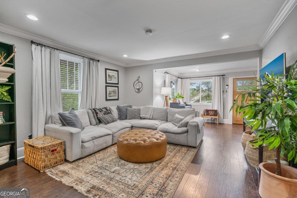 2152 Forrest Place Atlanta - 9