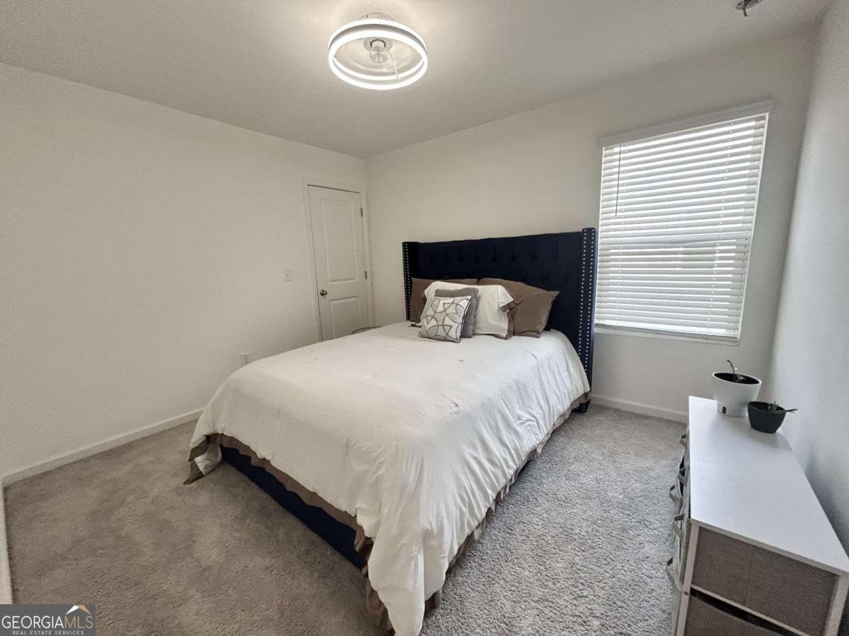 129 Carnaby Street Winder - 22